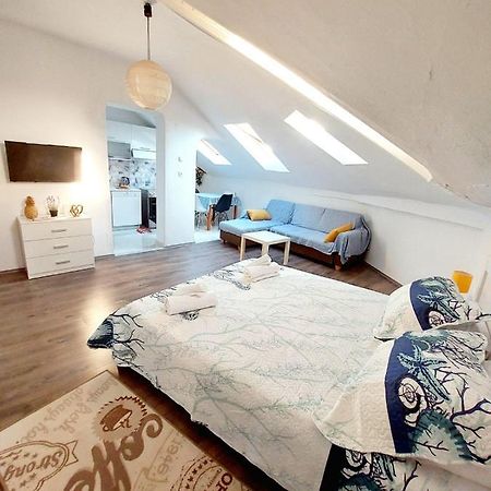 Apartment Top Center Lucia Сплит Екстериор снимка