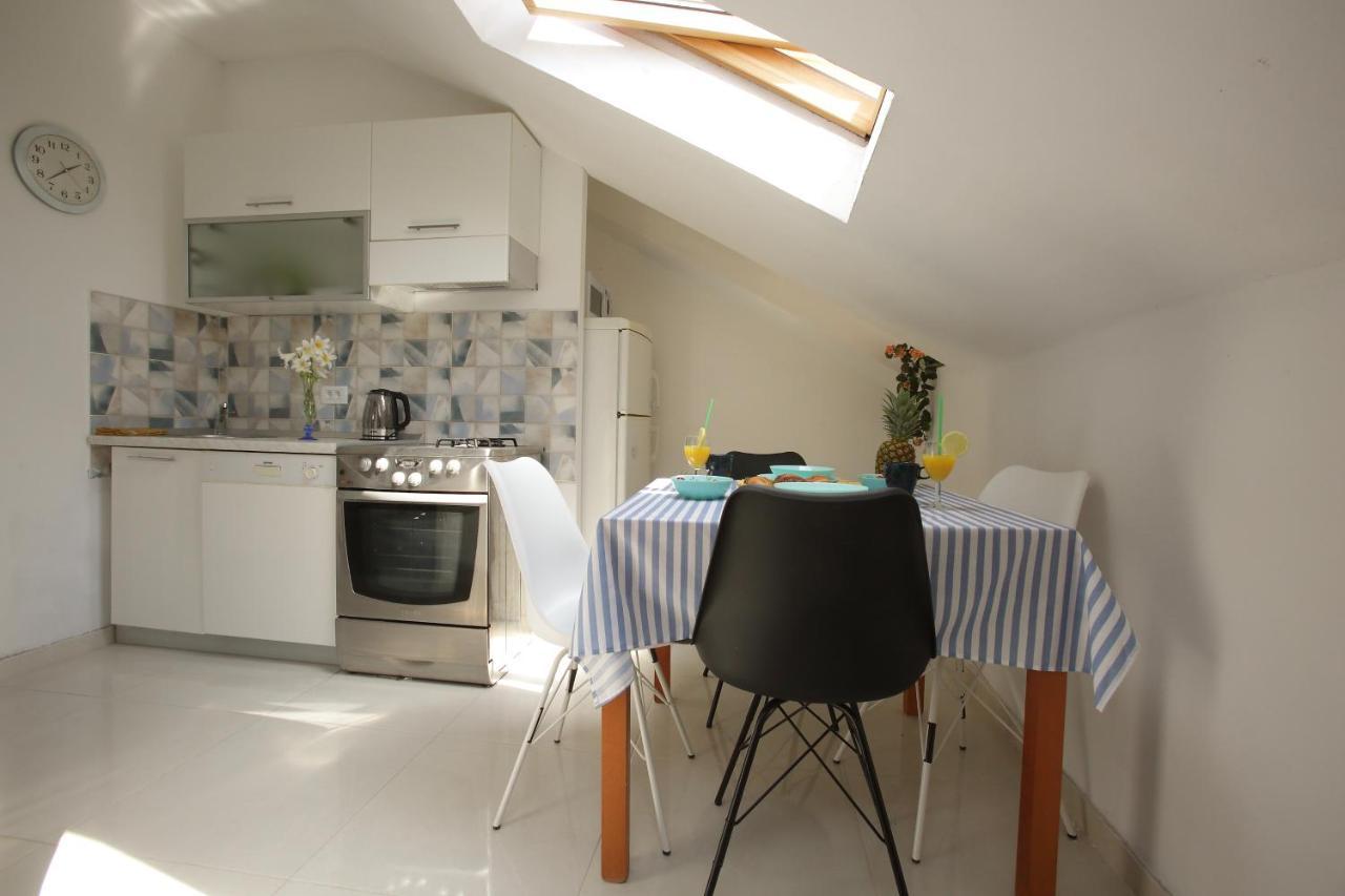 Apartment Top Center Lucia Сплит Екстериор снимка
