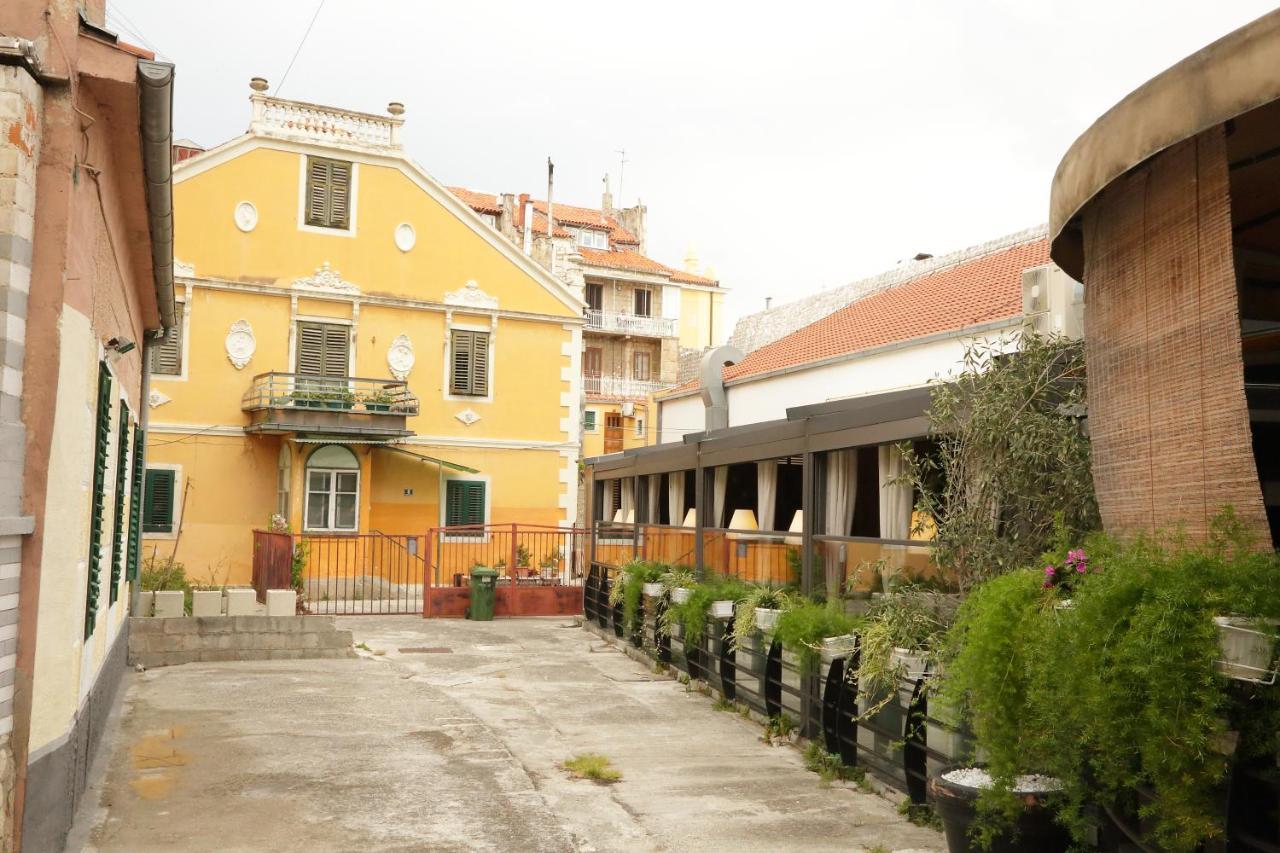 Apartment Top Center Lucia Сплит Екстериор снимка