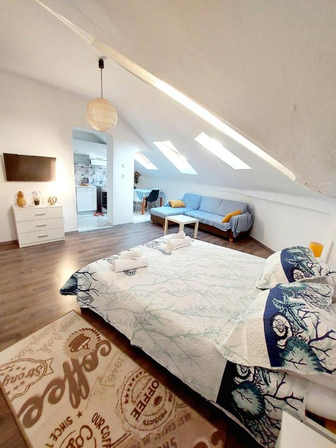 Apartment Top Center Lucia Сплит Екстериор снимка